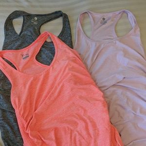 3 Maternity Tanks Lot